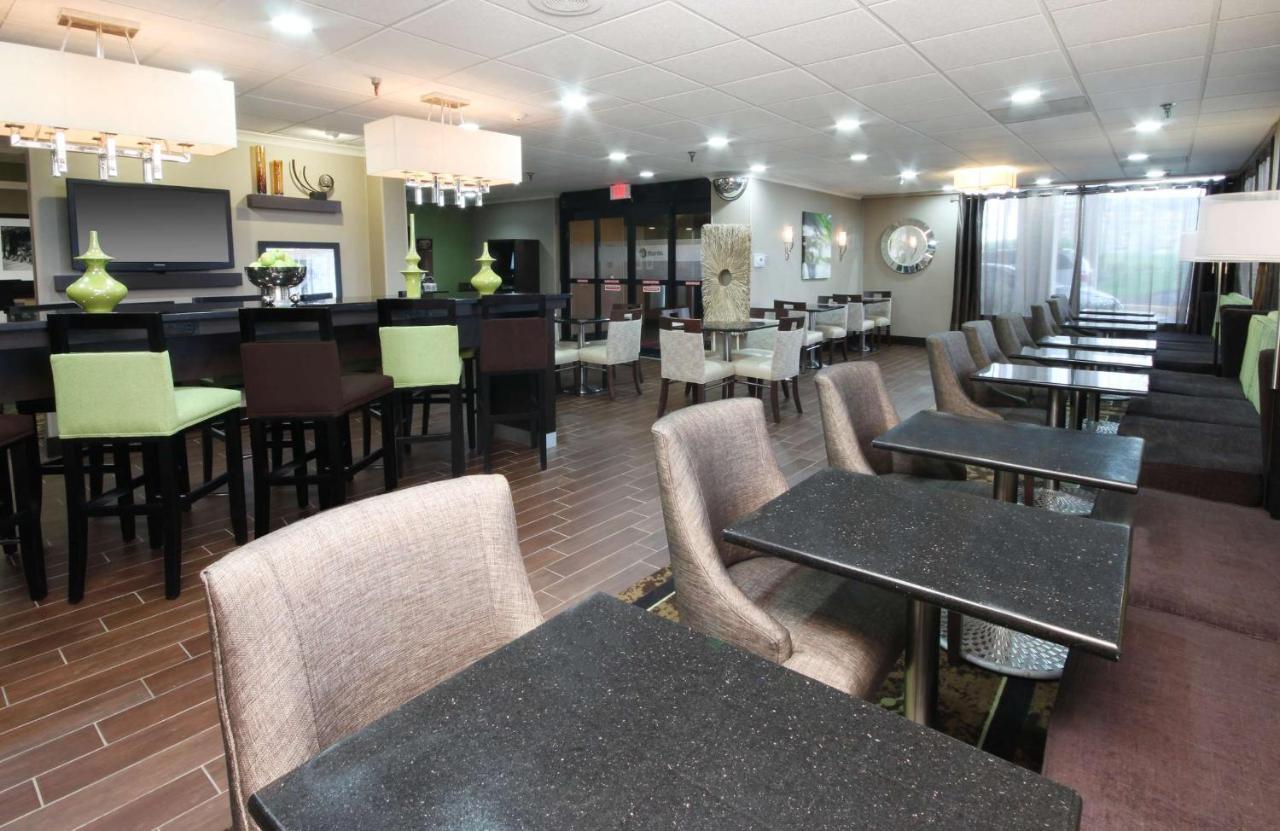Hampton Inn Indianapolis Northeast/Castleton Ngoại thất bức ảnh