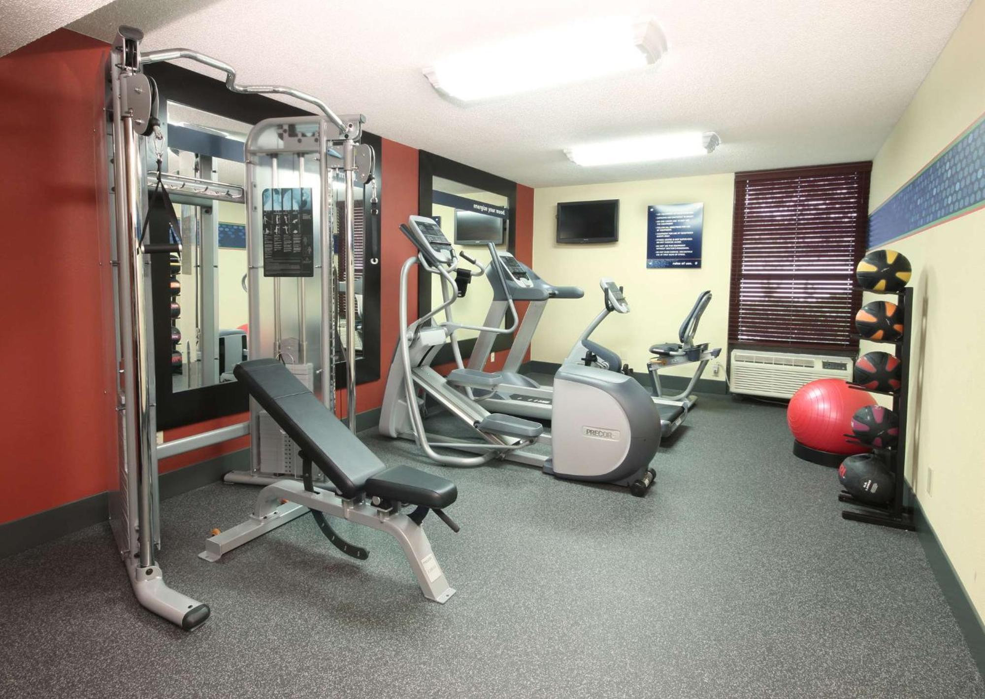 Hampton Inn Indianapolis Northeast/Castleton Ngoại thất bức ảnh