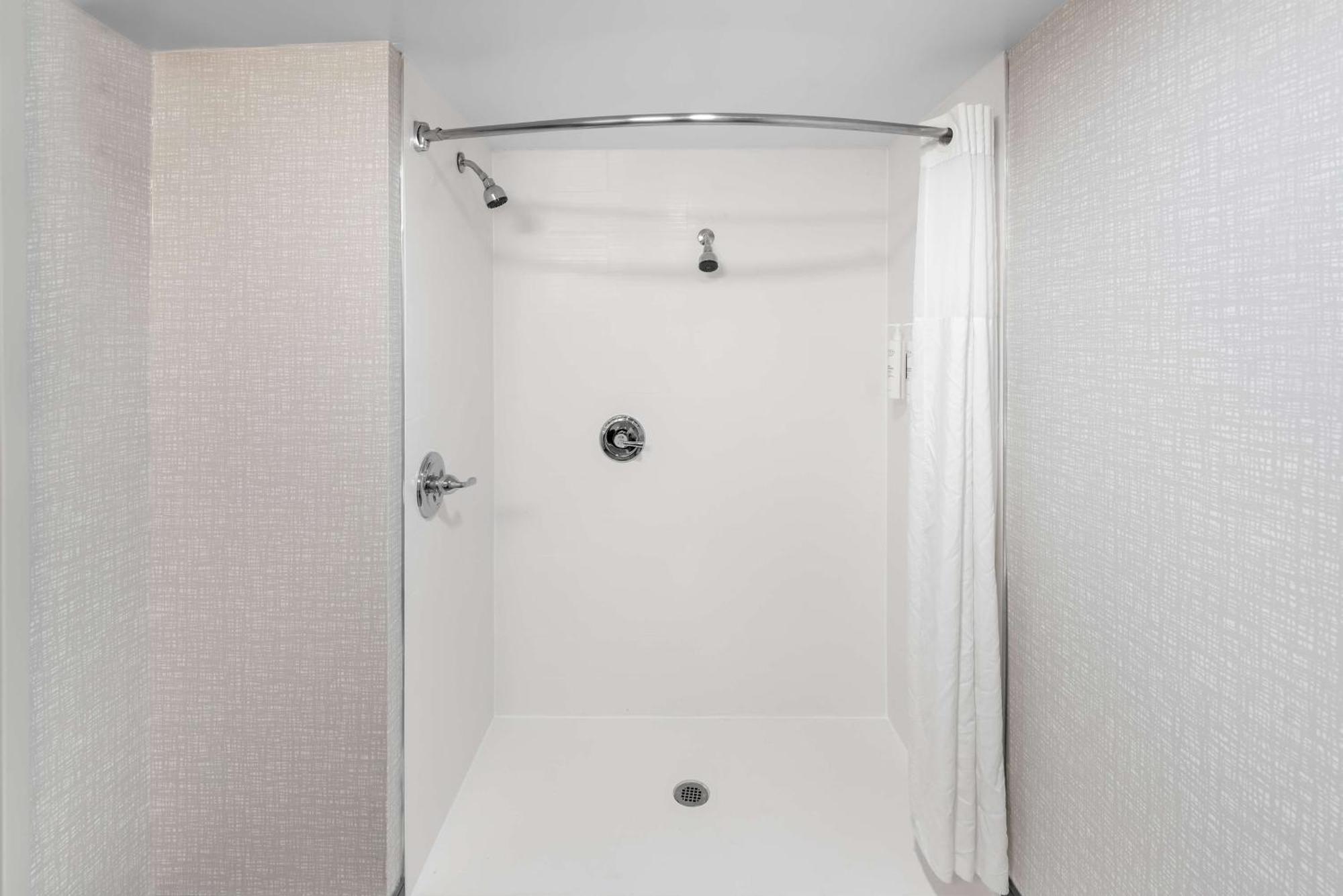 Hampton Inn Indianapolis Northeast/Castleton Ngoại thất bức ảnh