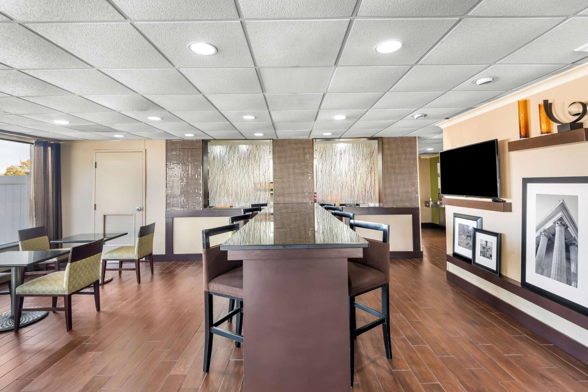 Hampton Inn Indianapolis Northeast/Castleton Ngoại thất bức ảnh